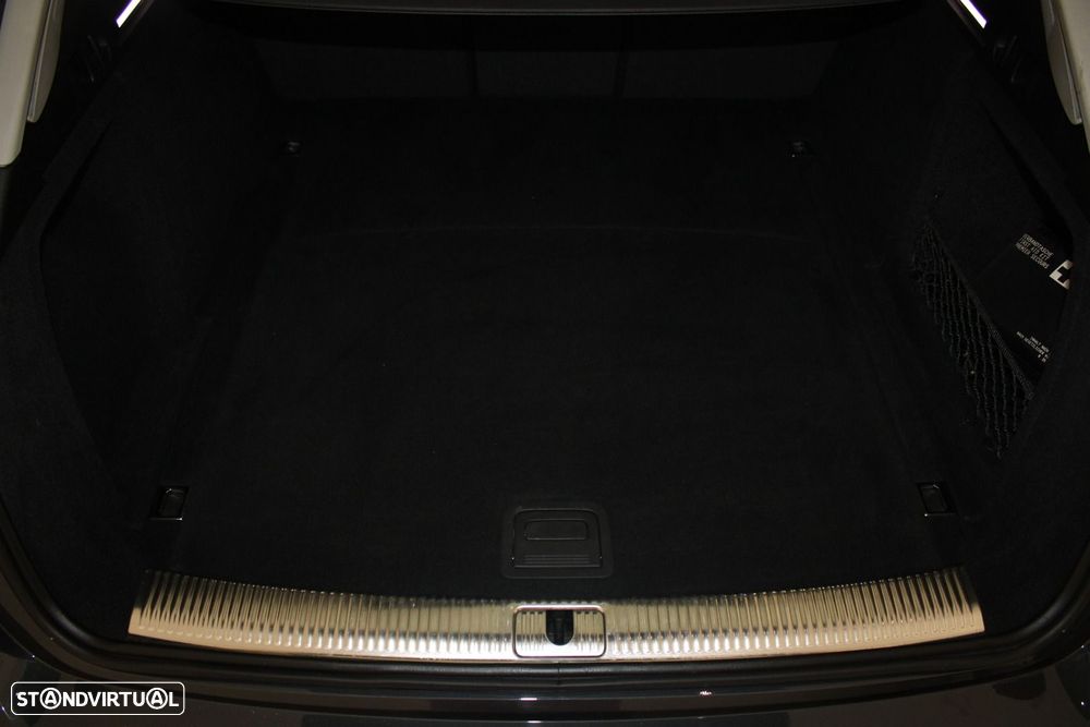Audi A4 Avant 2.0 TDI S tronic - 33