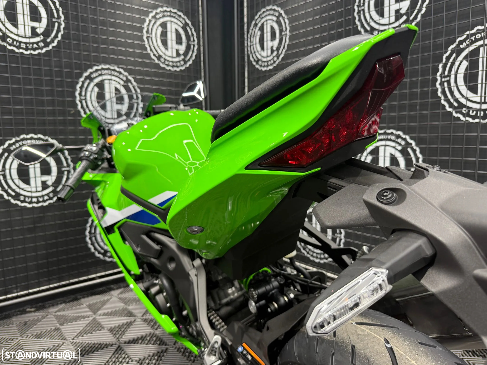 Kawasaki Ninja ZX-4RR 2026 (CAMPANHA 0% JUROS) - 6