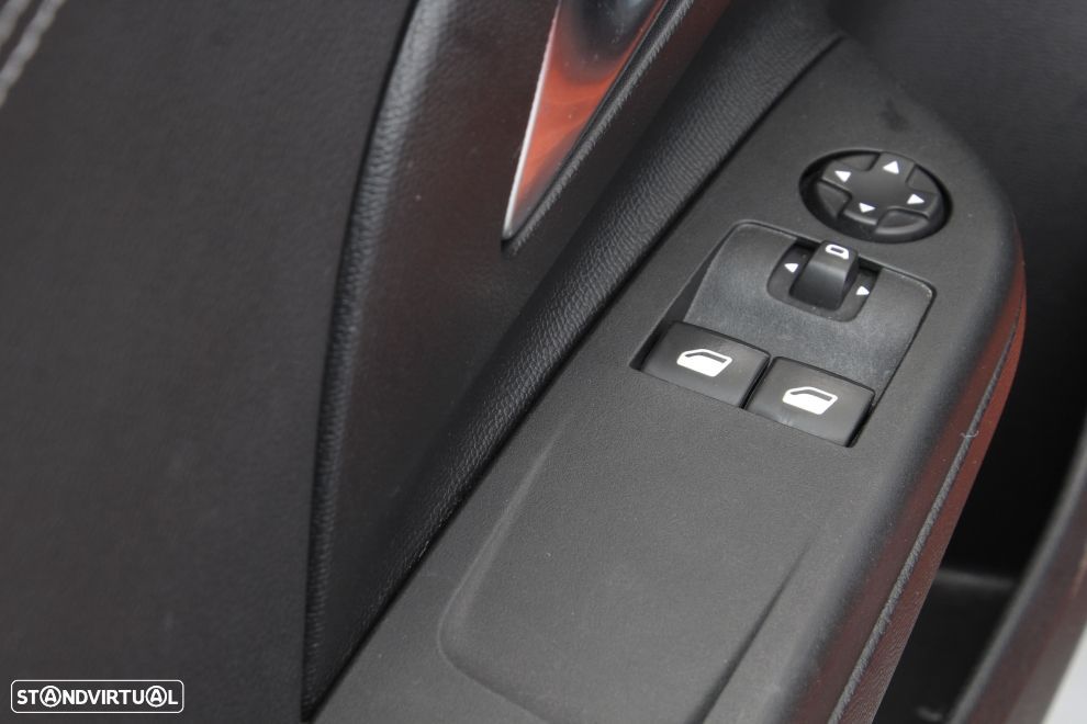 Opel Corsa 1.5 D Business - 22