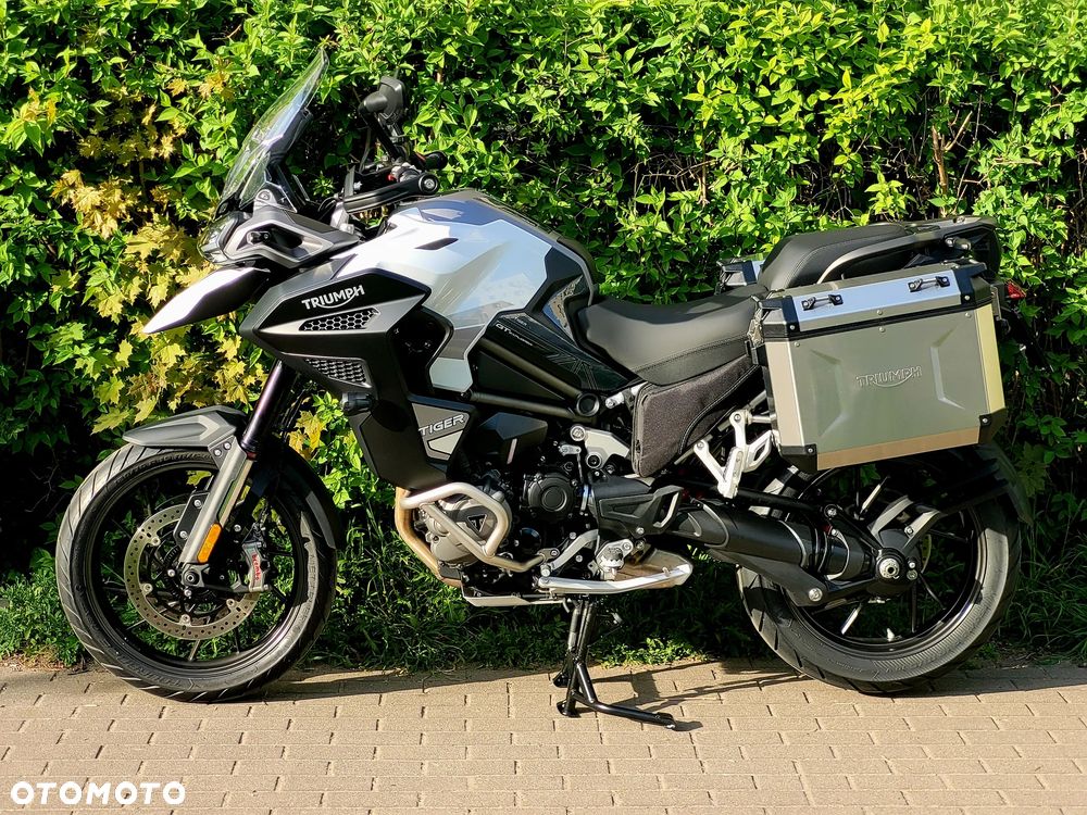 Triumph Tiger - 2