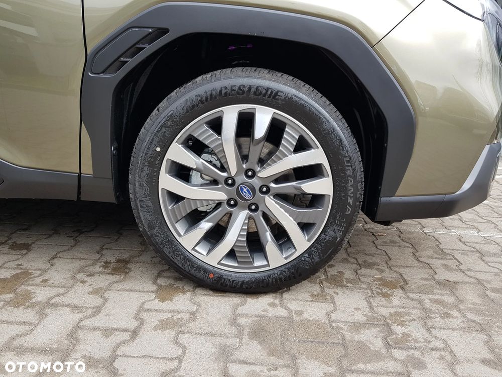 Subaru Forester 2.0i-L Platinum (EyeSight) Lineartronic - 25