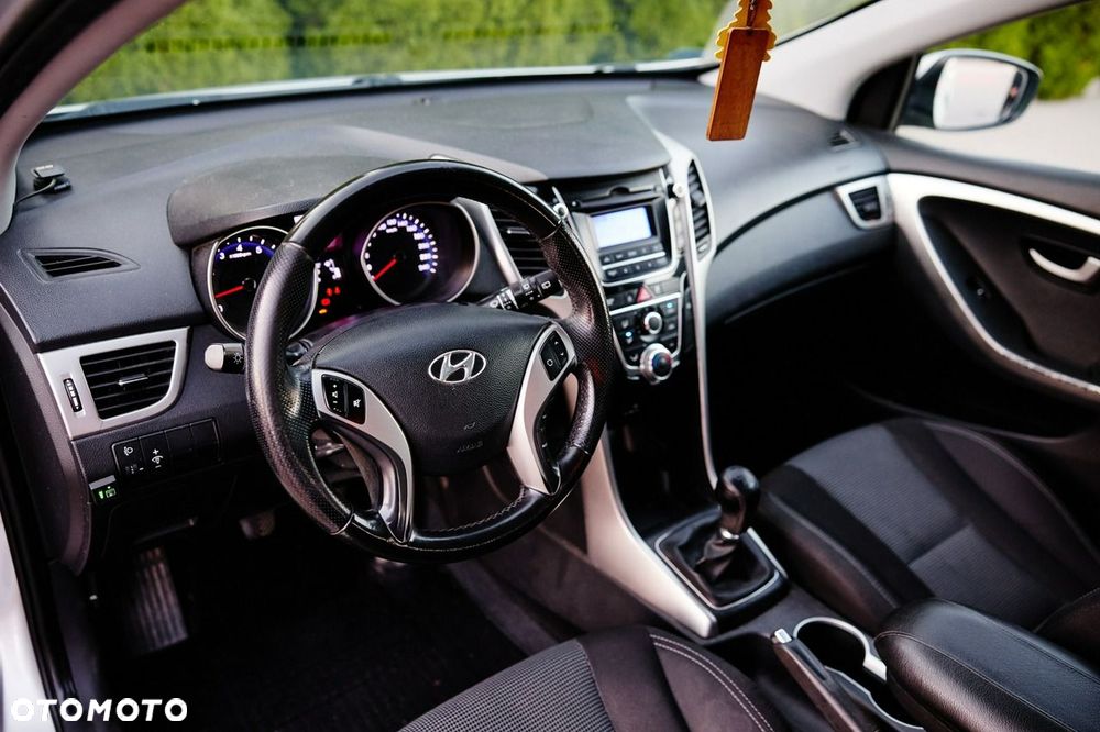 Hyundai i30 1.6 Classic - 13