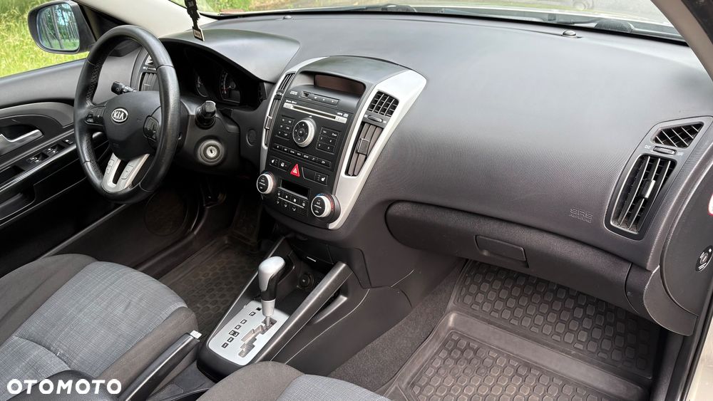 Kia Ceed 1.6 CVVT Automatik Spirit - 25