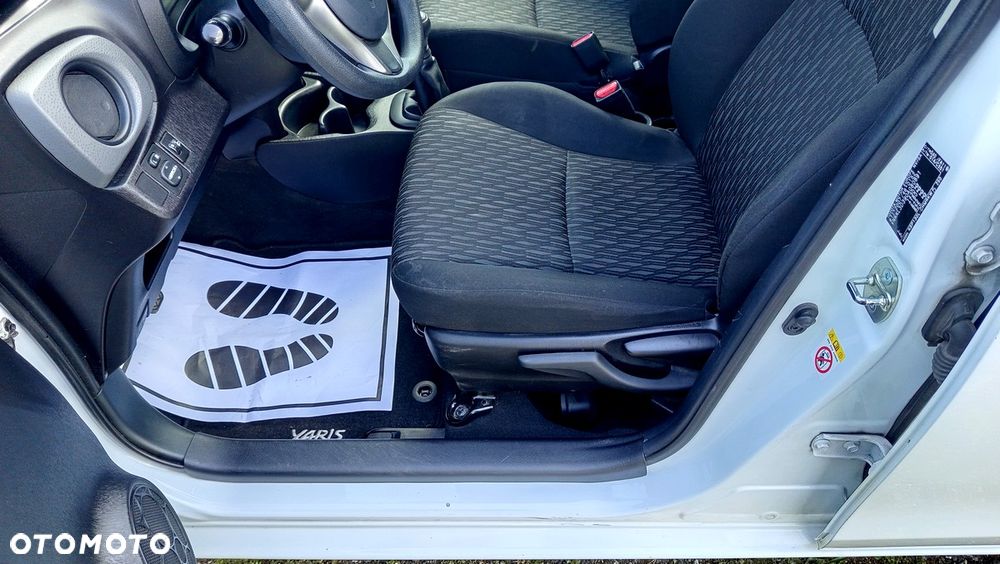 Toyota Yaris 1.0 VVT-i Life - 28