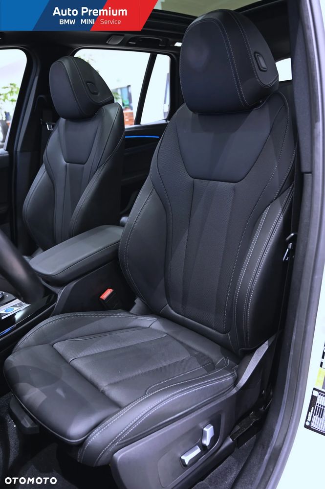 BMW iX3 80kWh Inspiring - 14