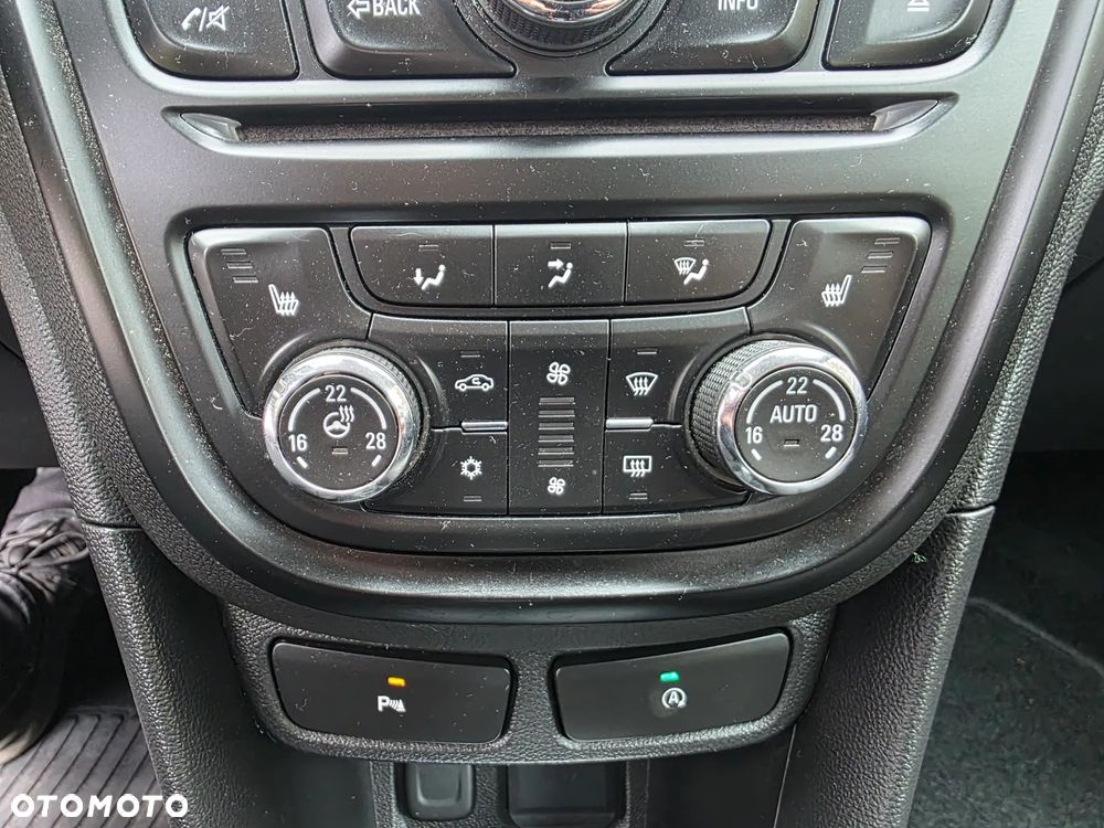 Opel Mokka 1.6 CDTI Cosmo S&S - 18