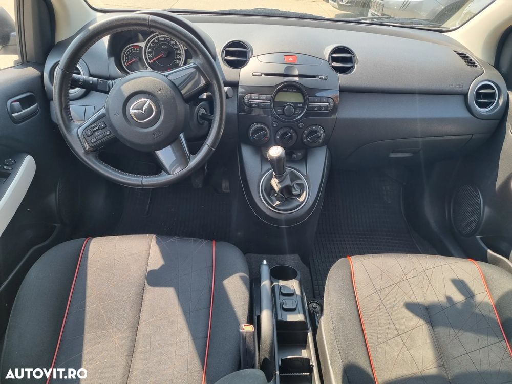 Mazda 2 1.3i Tamura - 7