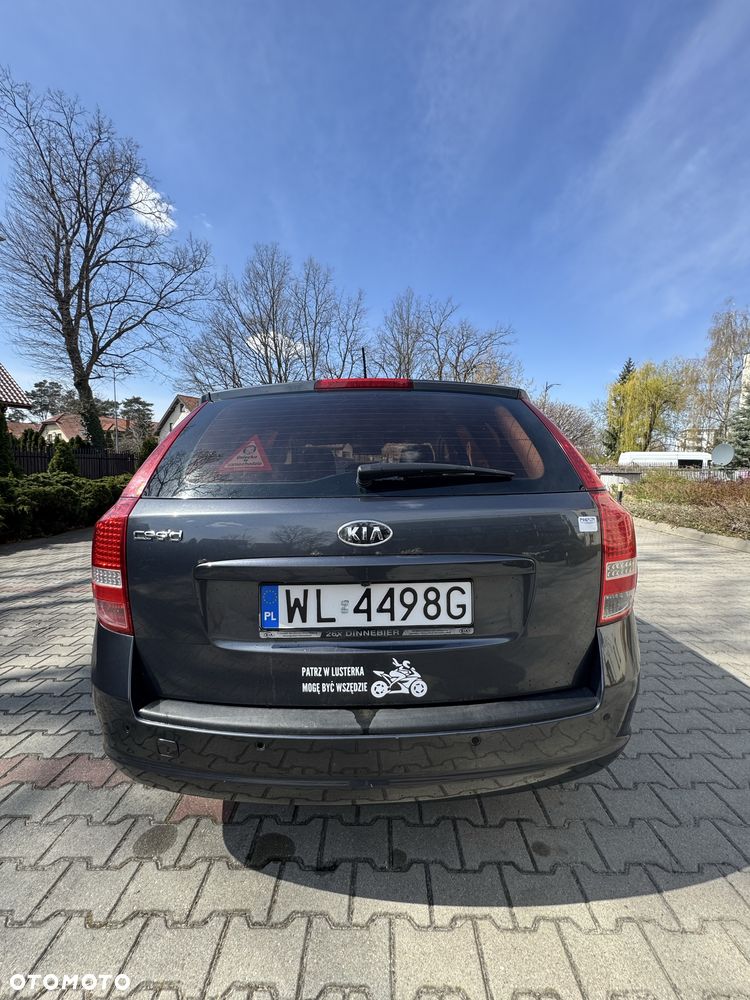 Kia Ceed - 5