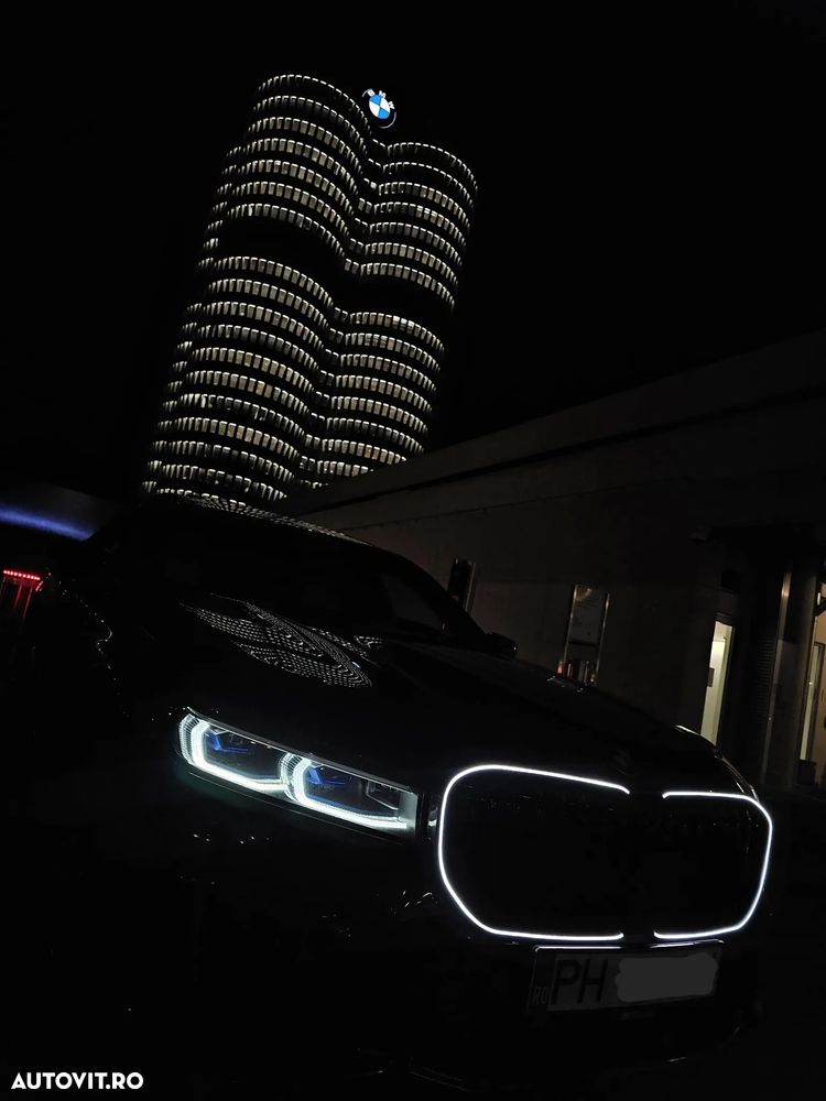 BMW Seria 7 745e - 18