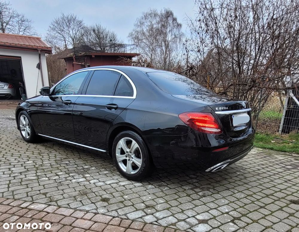 Mercedes-Benz Klasa E 220 d 9G-TRONIC - 7