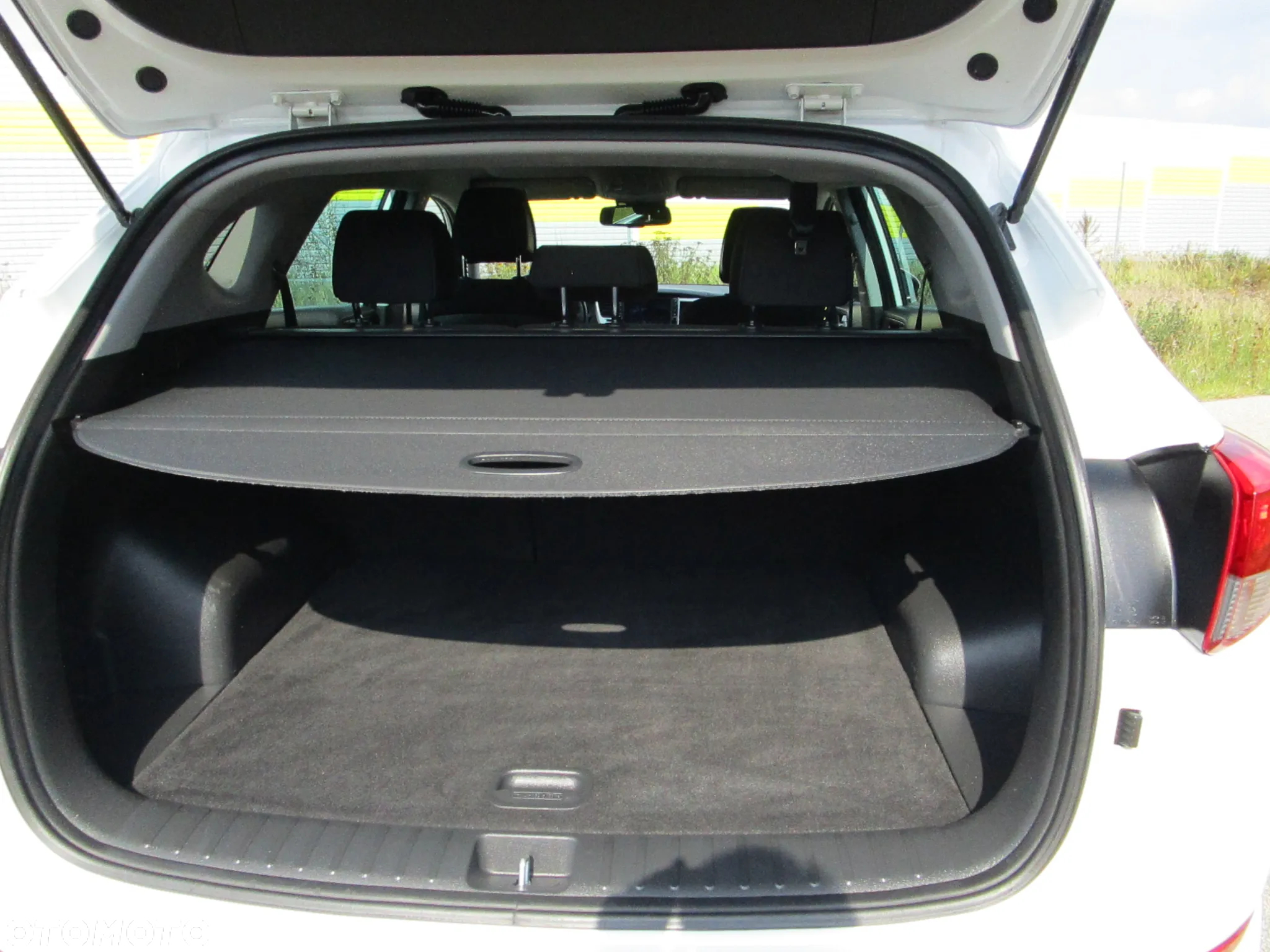 Hyundai Tucson 1.6 T-GDI Comfort 2WD - 26