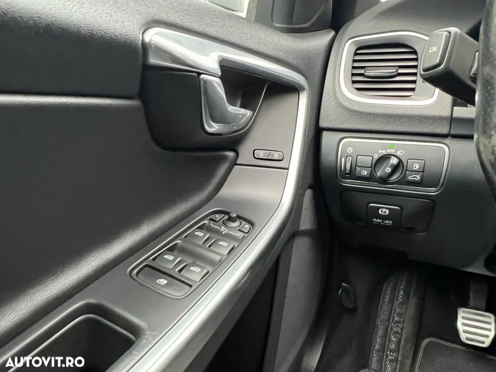 Volvo S60 D3 Start-Stop R-Design - 16