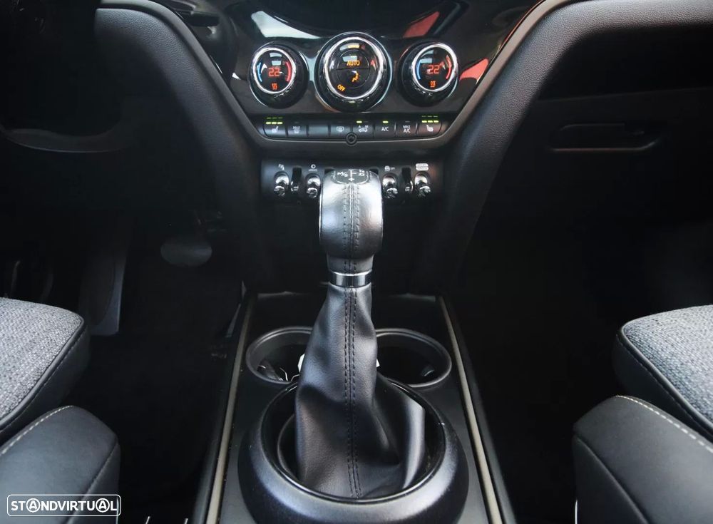 MINI Countryman Cooper SE ALL4 Auto - 19