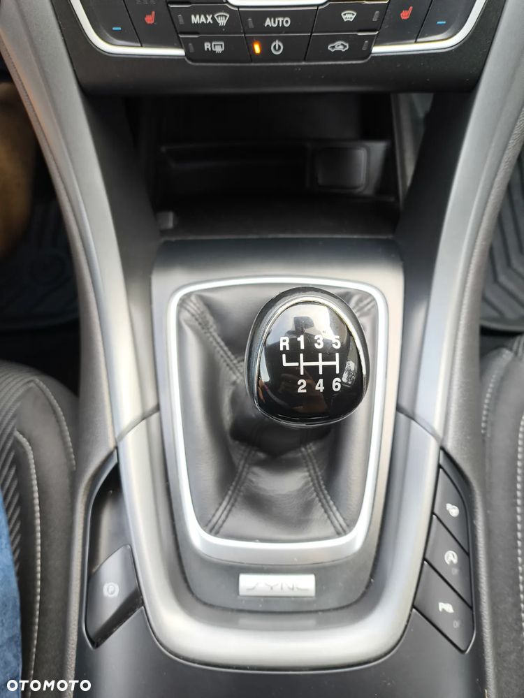 Ford Mondeo 2.0 TDCi Start-Stopp Titanium - 30