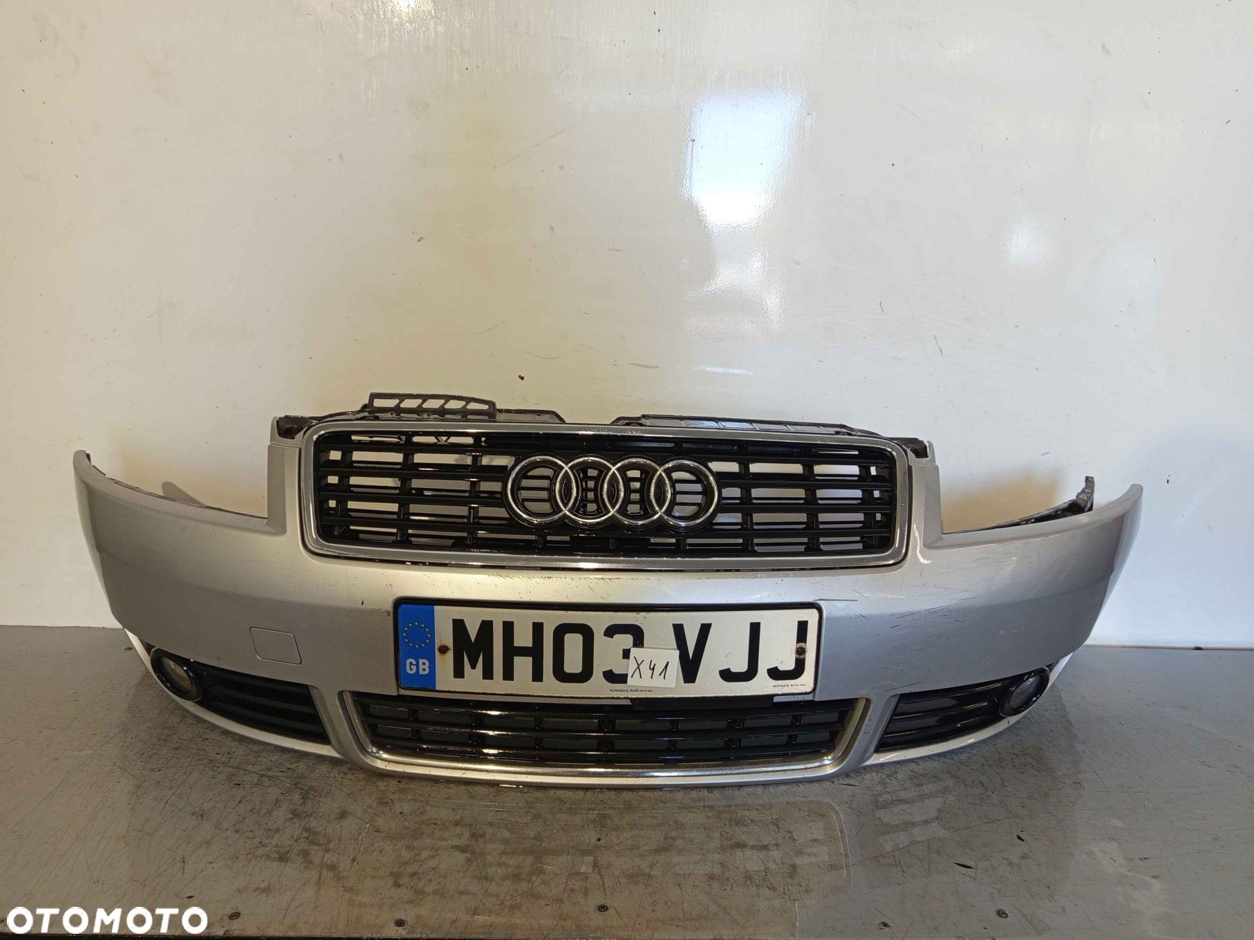 @ ZDERZAK PRZÓD PRZEDNI DO AUDI A4 B6 CABRIO CC LY7W SREBRNY HALOGENY - 1