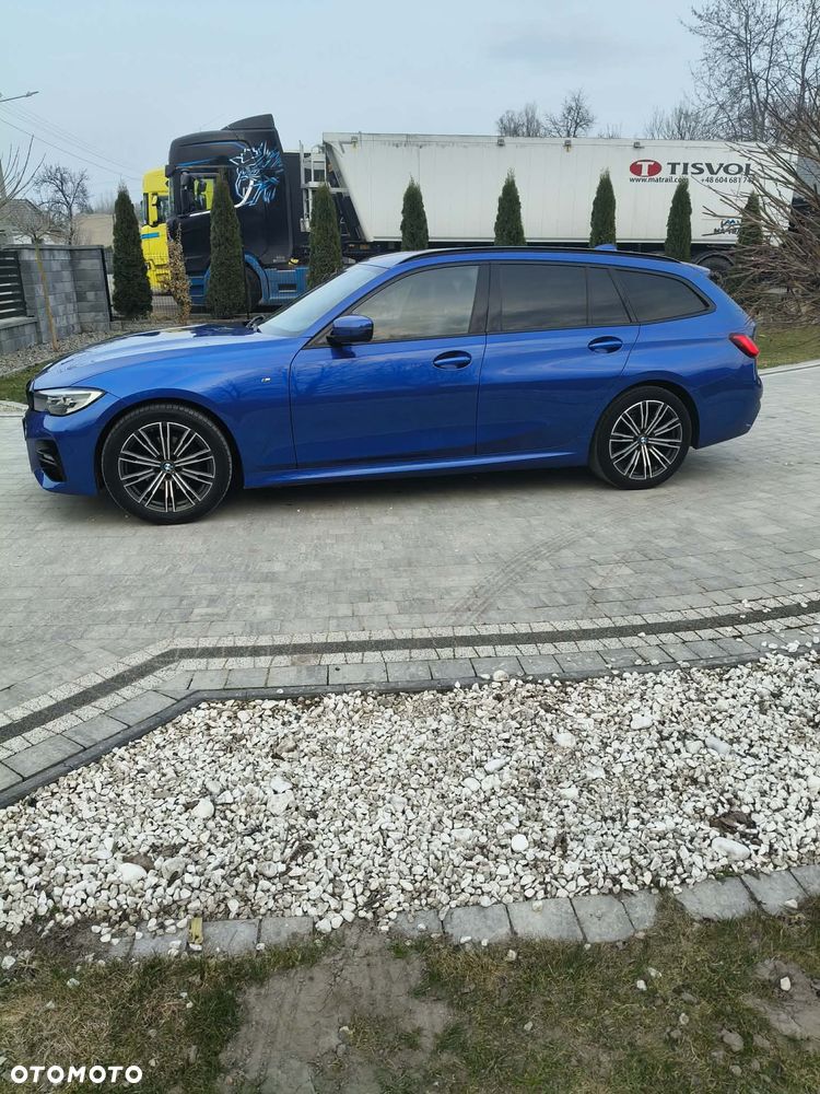 BMW Seria 3 320d xDrive Edition M Sport Shadow - 5