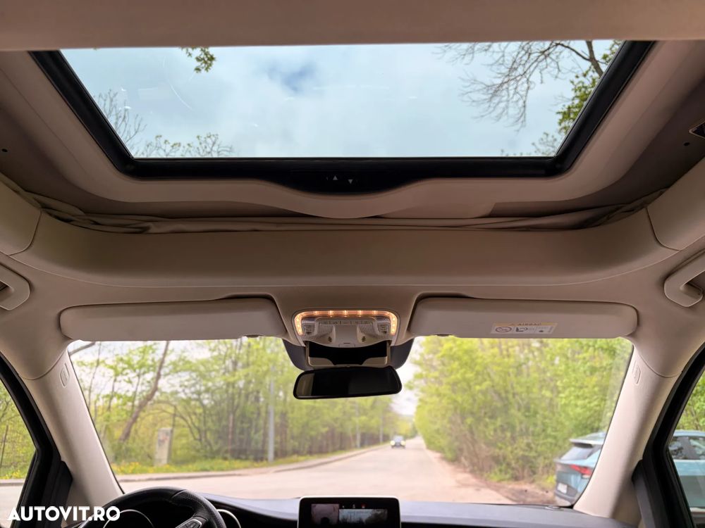 Mercedes-Benz V - 10