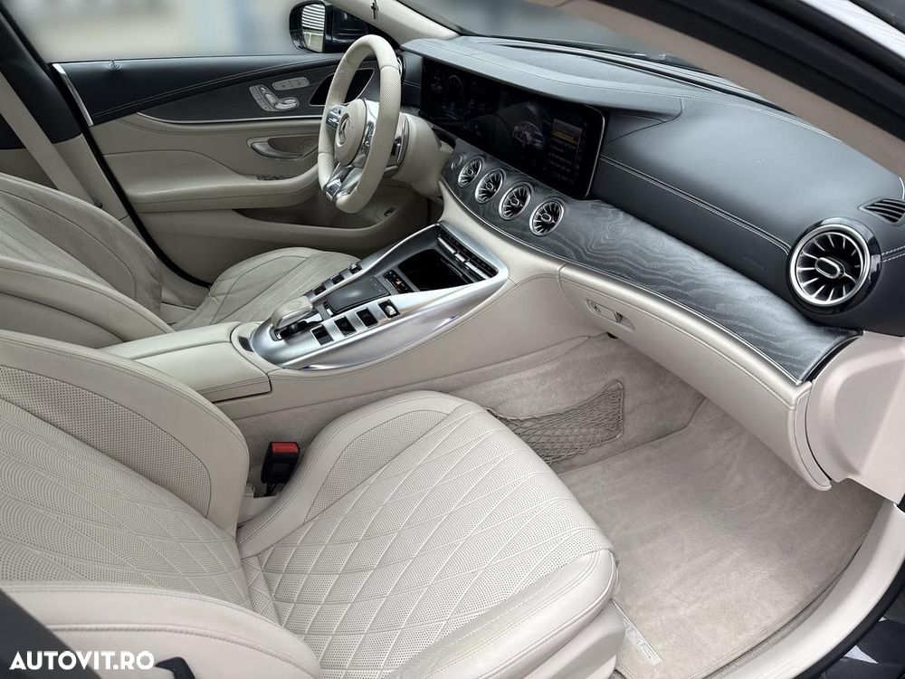 Mercedes-Benz AMG GT 4-door Coupe 43 4Matic+ - 7