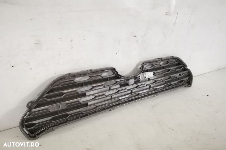 Grila Radiator Centrala originala Cu Senzori Si Camera In Stare Buna T - 2