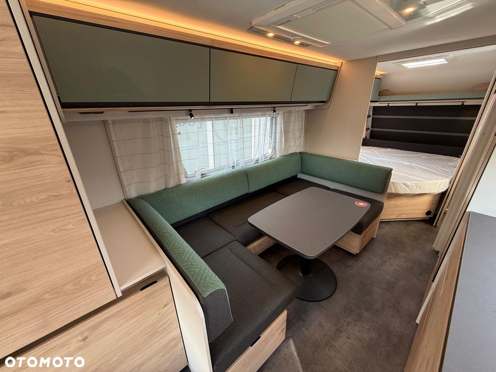 Dethleffs Camper 560 FMK - 9