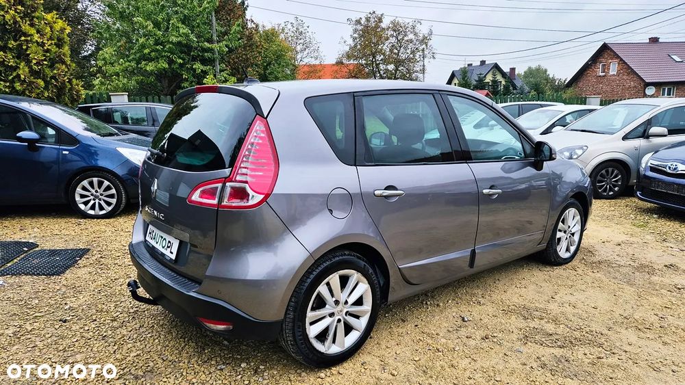 Renault Scenic 1.6 16V 110 TomTom Edition - 11