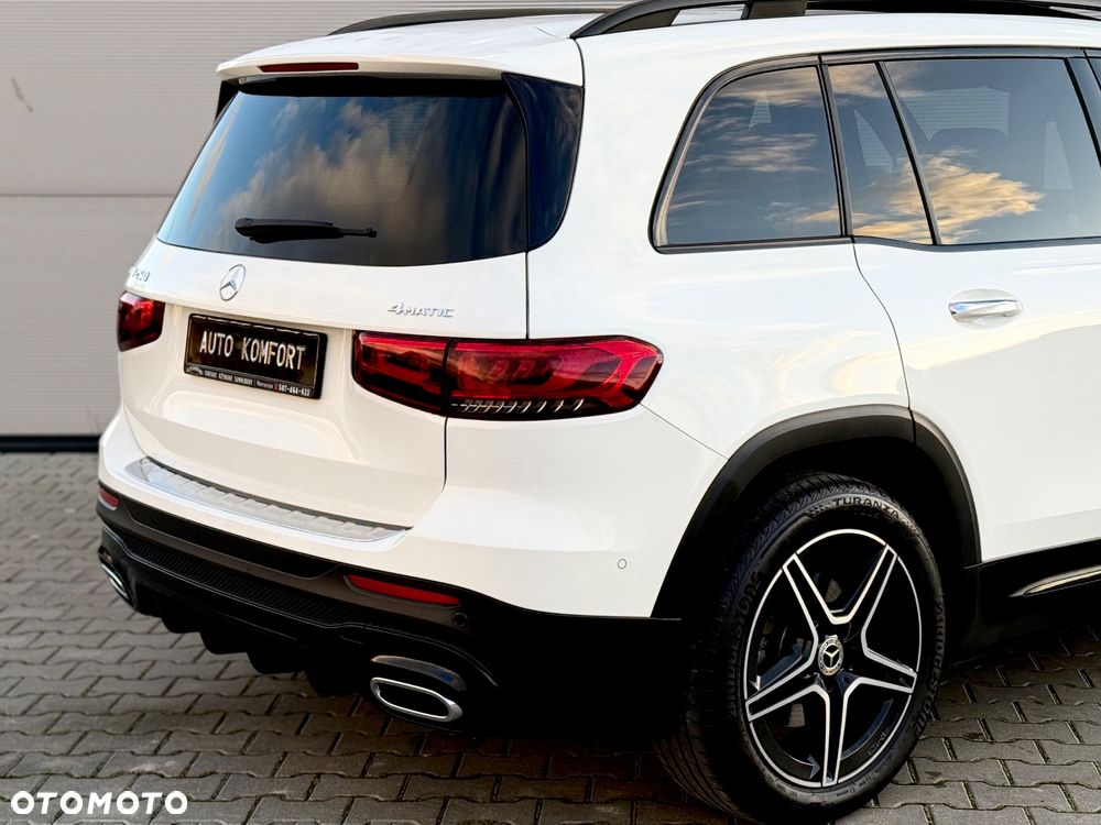 Mercedes-Benz GLB 250 4-Matic AMG Line 8G-DCT - 21