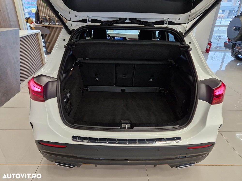 Mercedes-Benz GLA 200 d 8G-DCT AMG Line - 36