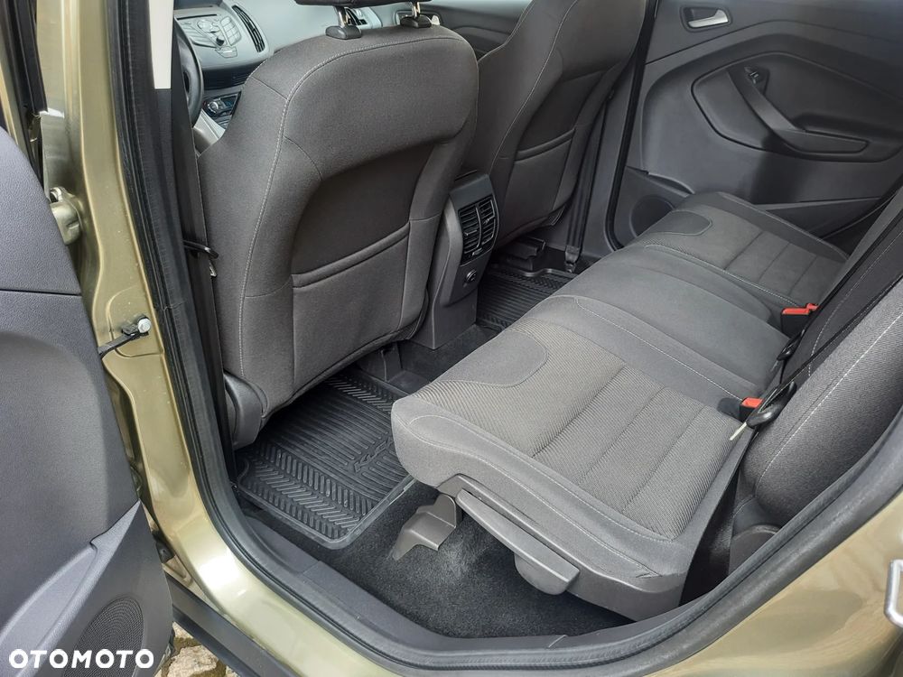 Ford Kuga 1.5 EcoBoost 2x4 Individual - 14