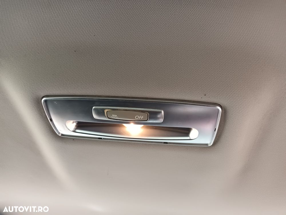 Dezmembrari  Renault LAGUNA 3  2007  > 0000 2.0 dCi (BT08, BT0K, BT0J - 8