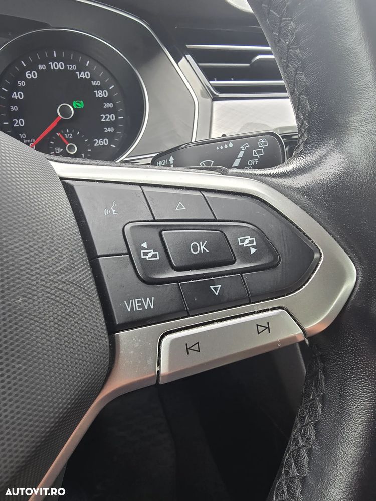 Volkswagen Passat 2.0 TDI DSG Comfortline - 16