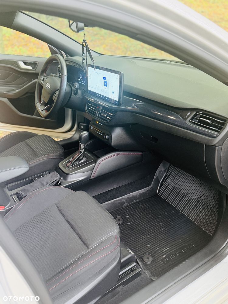 Ford Focus - 12