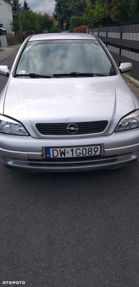 Opel Astra - 4
