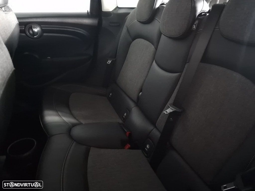 MINI 5 Portas Cooper D - 20