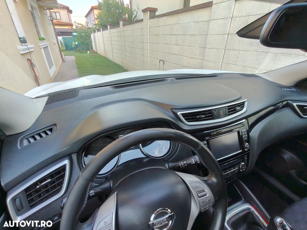 Nissan Qashqai 1.5 DCI Start/Stop N-Connecta - 25