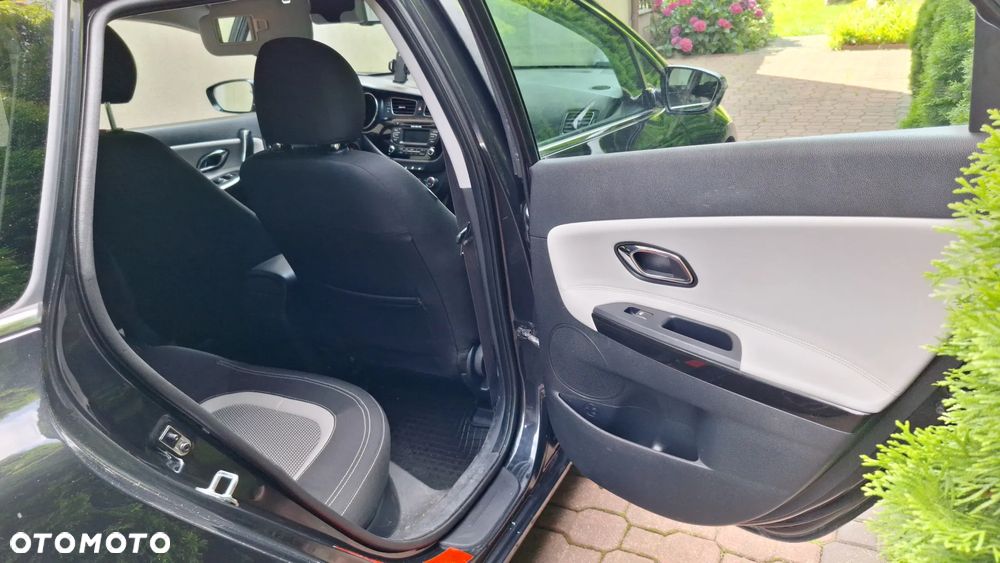 Kia Ceed - 29