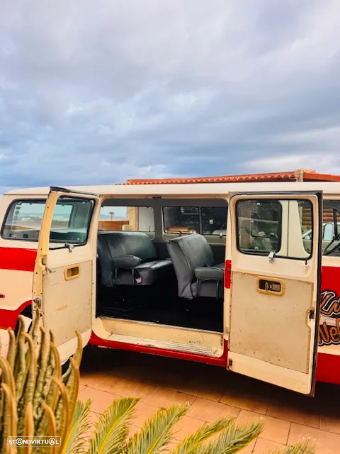 Dodge Van - 6