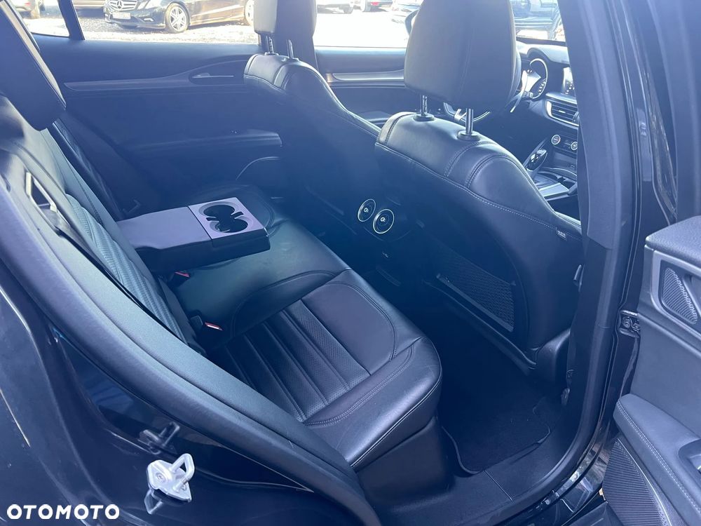 Alfa Romeo Stelvio 2.2 JTDM Executive Q4 - 16