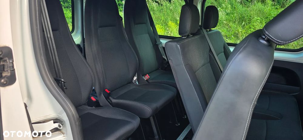Renault Trafic - 20