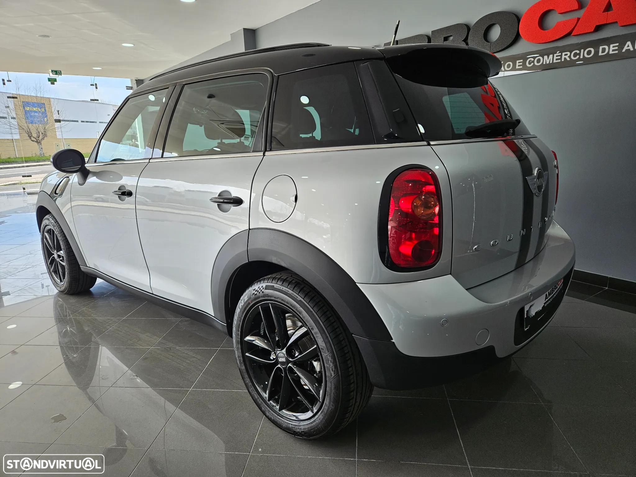 MINI Countryman One D - 3