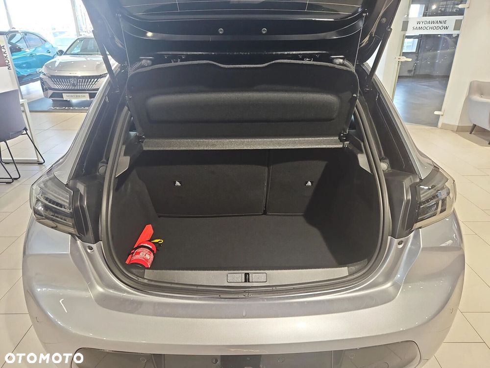 Peugeot 208 1.2 mHEV GT - 11