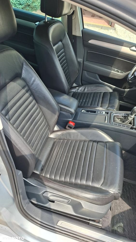 Volkswagen Passat 2.0 TDI (BlueMotion Technology) DSG Highline - 13