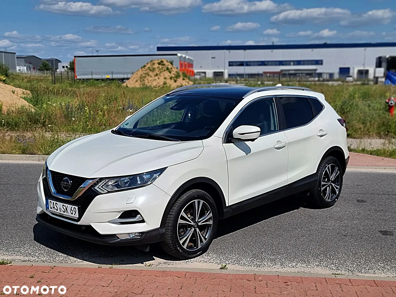 Nissan Qashqai - 2
