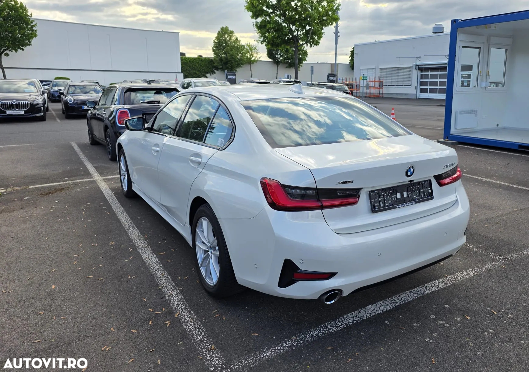 BMW Seria 3 320d xDrive Aut. Sport Line - 4