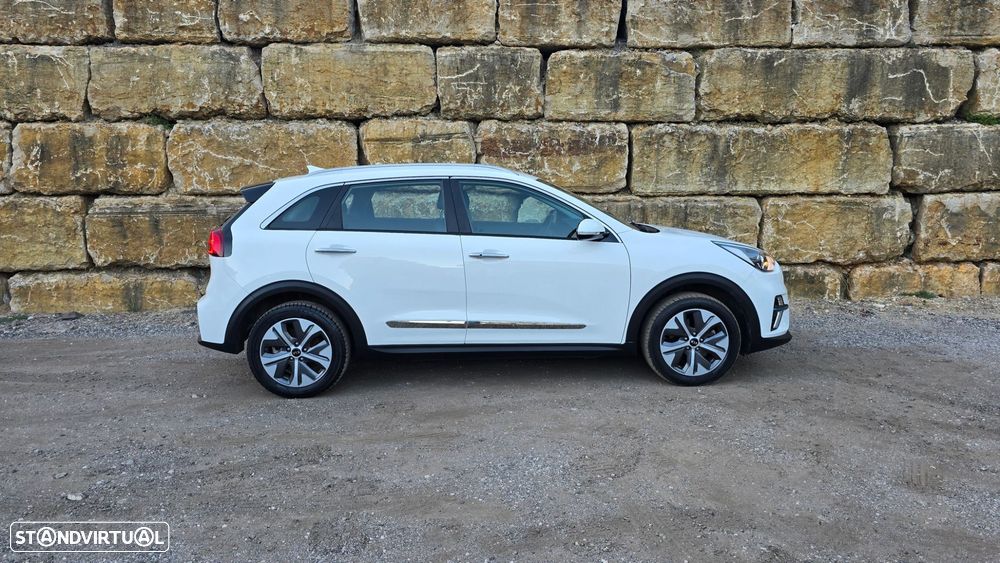 Kia e-Niro 64kWh — fotografia 4