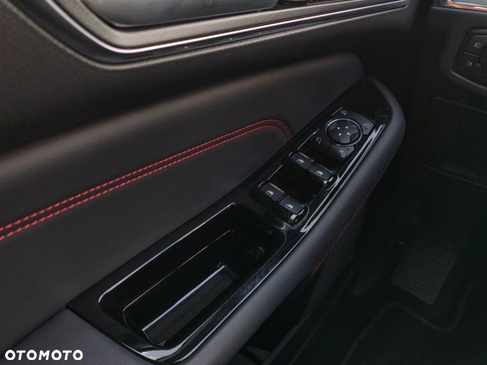 Ford S-Max - 28