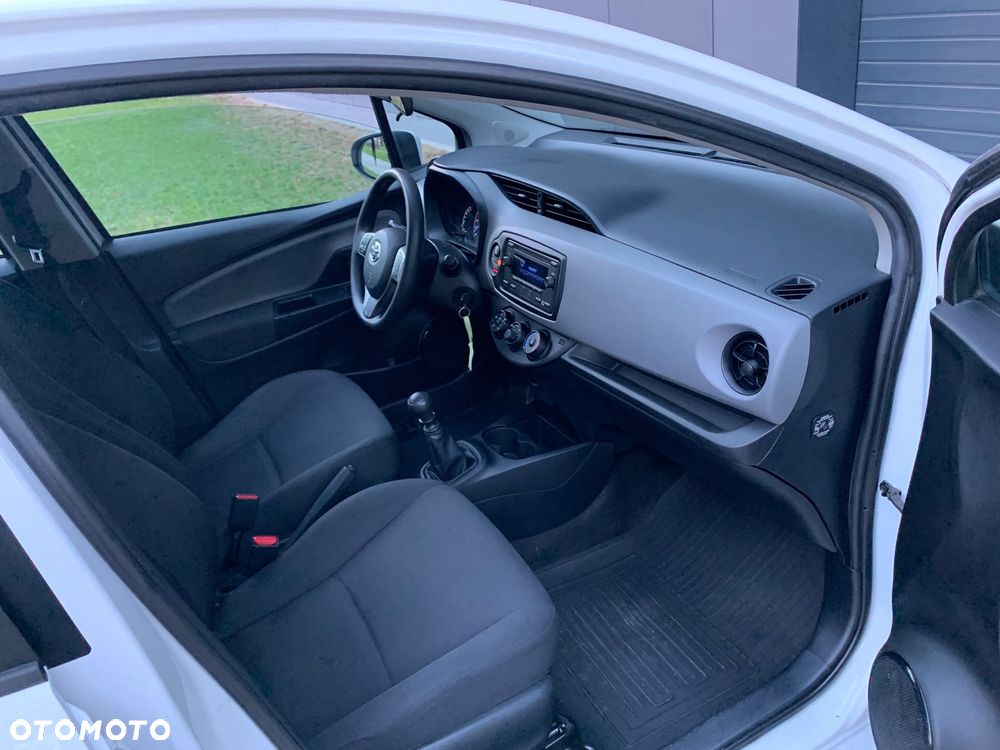 Toyota Yaris 1.5 Active - 16