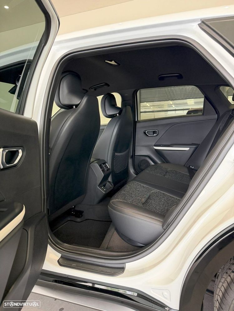 Kia K4 1.0 T-GDI GT-Line 7DCT - 11