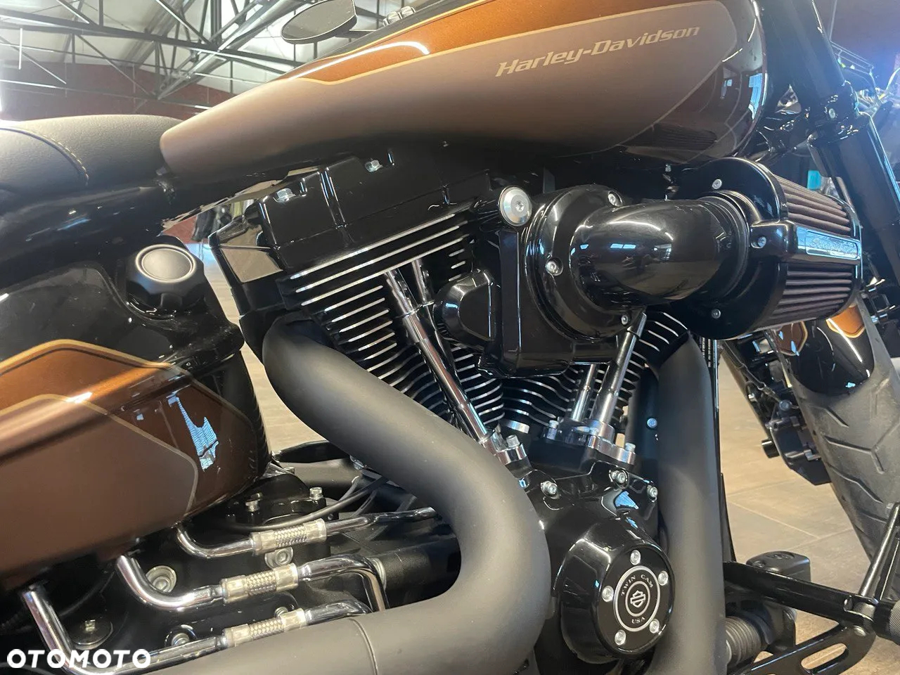 Harley-Davidson FXSB Breakout - 6