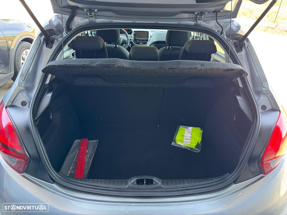 Peugeot 208 1.5 BlueHDi Signature - 6