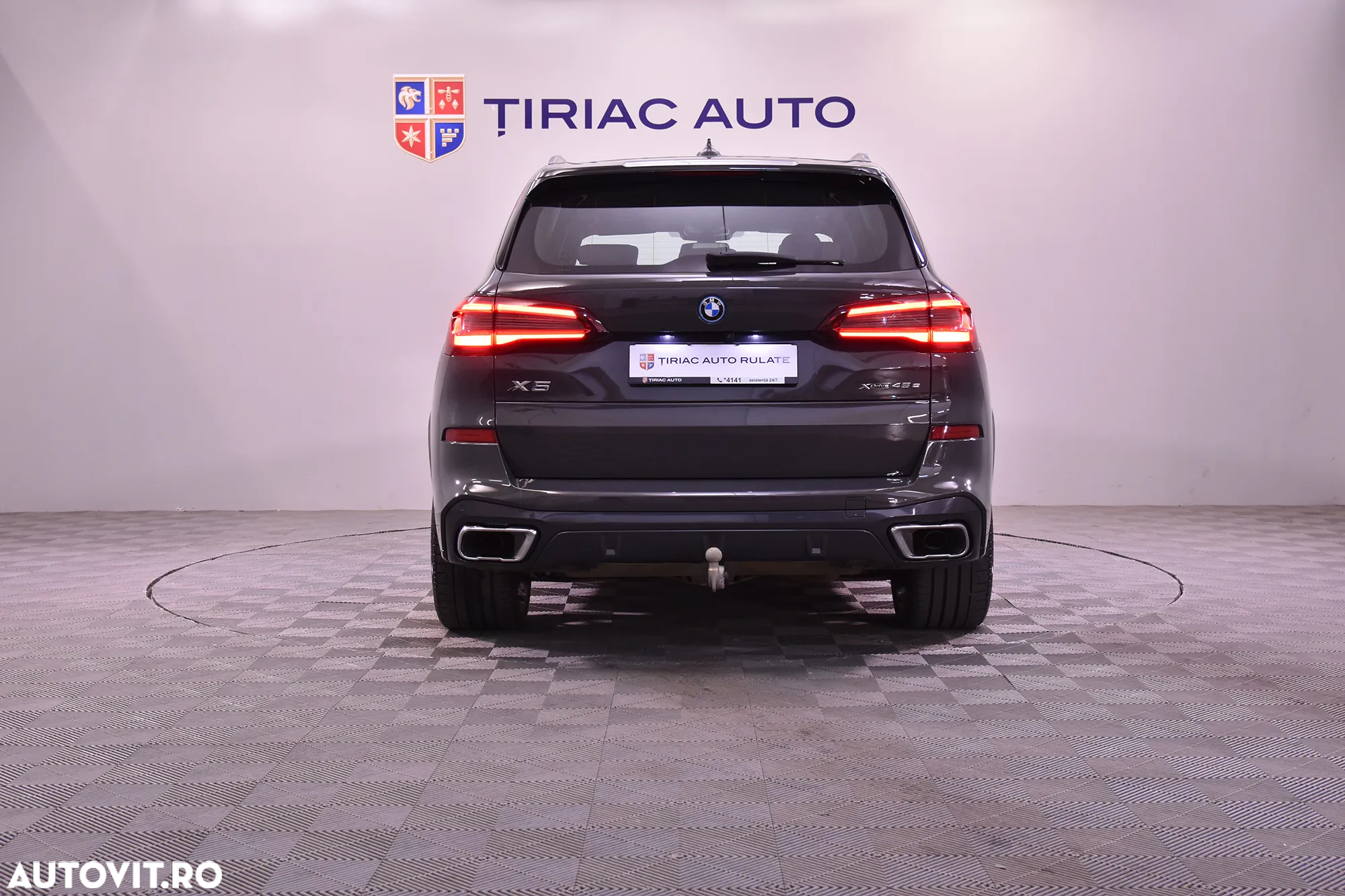 BMW X5 xDrive45e AT PHEV - 4